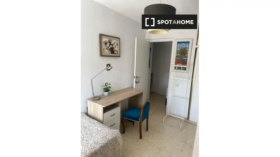Habitación de Piso de alquiler en Alicante / Alacant con Aire acondicionado, Calefacción y Amueblado