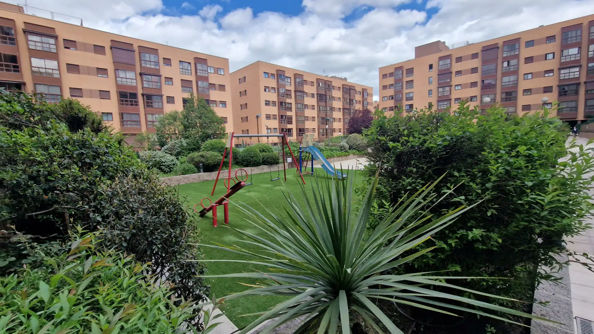 Apartamento de alquiler en Calle de Deyanira, 59, Rejas