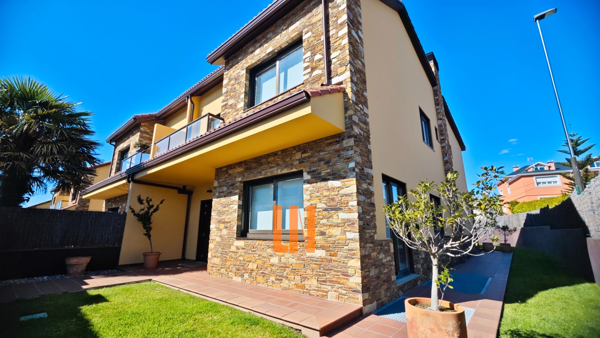 Exterior view of Single-family semi-detached for sale in Oleiros  with Heating, Private garden and Parquet flooring