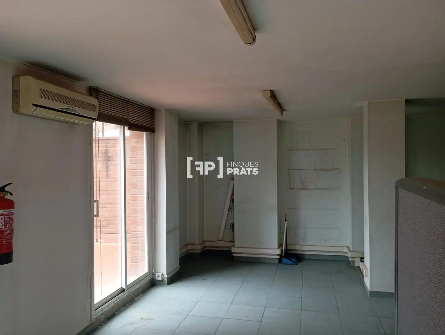 Business premises to rent in Princep de Viana, imagen 9