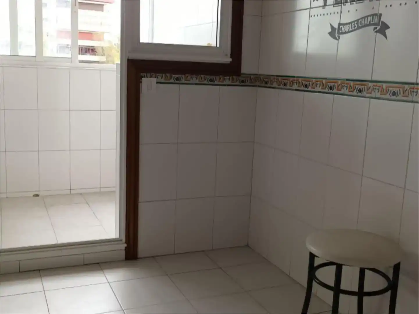 Baño de Piso de alquiler en Vigo  con Jardín privado, Parquet y Trastero