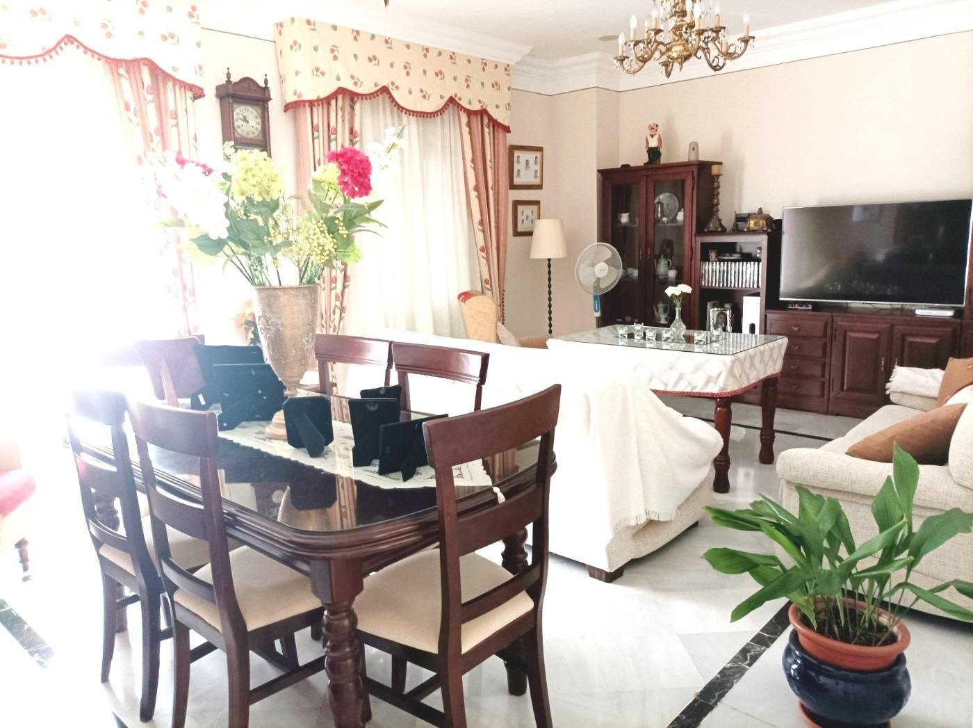 Dining room of House or chalet for sale in Utrera  with Air Conditioner, Terrace and Storage room