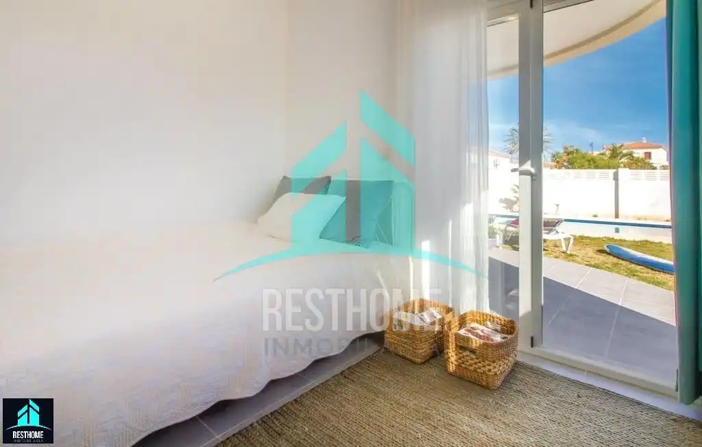 Bedroom of Houses for sale in Dénia  with Air Conditioner, Heating and Private garden