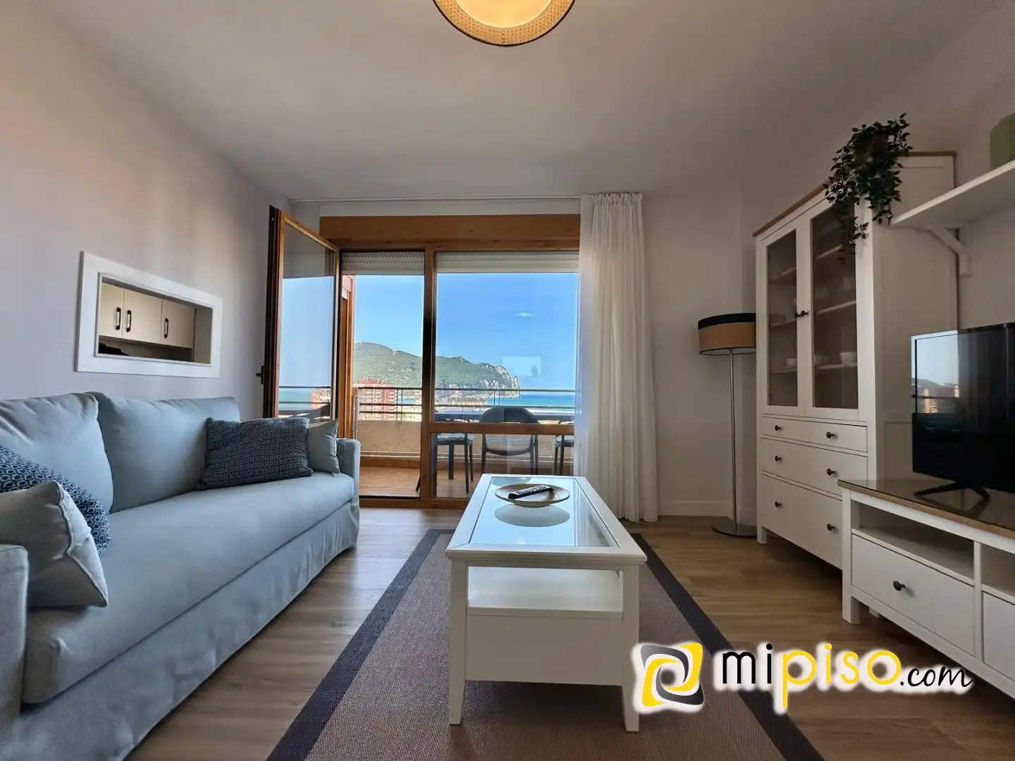 Wohnzimmer von Wohnung zur Miete in Laredo mit Heizung, Terrasse und Möbliert