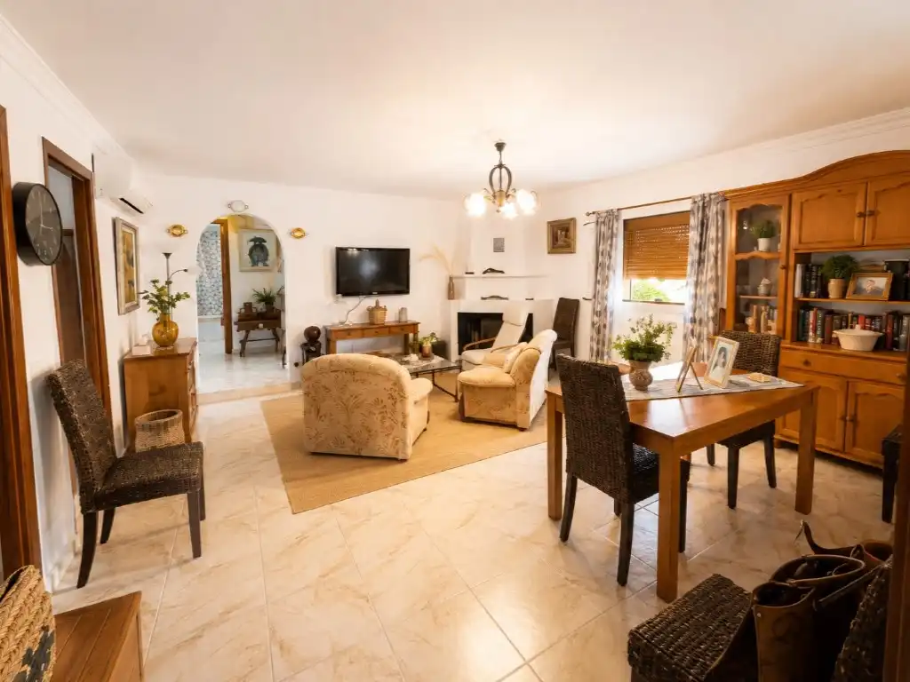 Sala d'estar de Finca rústica en venda en  Palma de Mallorca amb Jardí privat i Terrassa