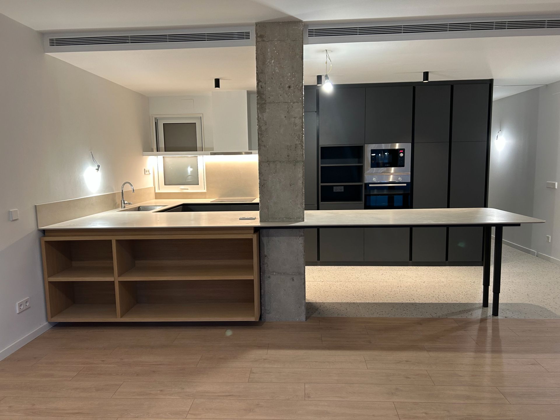 Cuina de Pis en venda en  Barcelona Capital amb Aire condicionat, Calefacció i Parquet