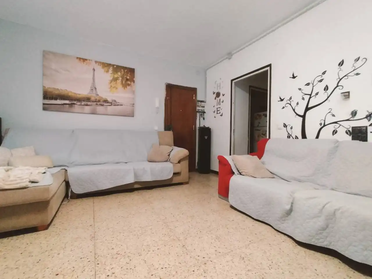 Sala d'estar de Pis en venda en Terrassa amb Terrassa i Traster