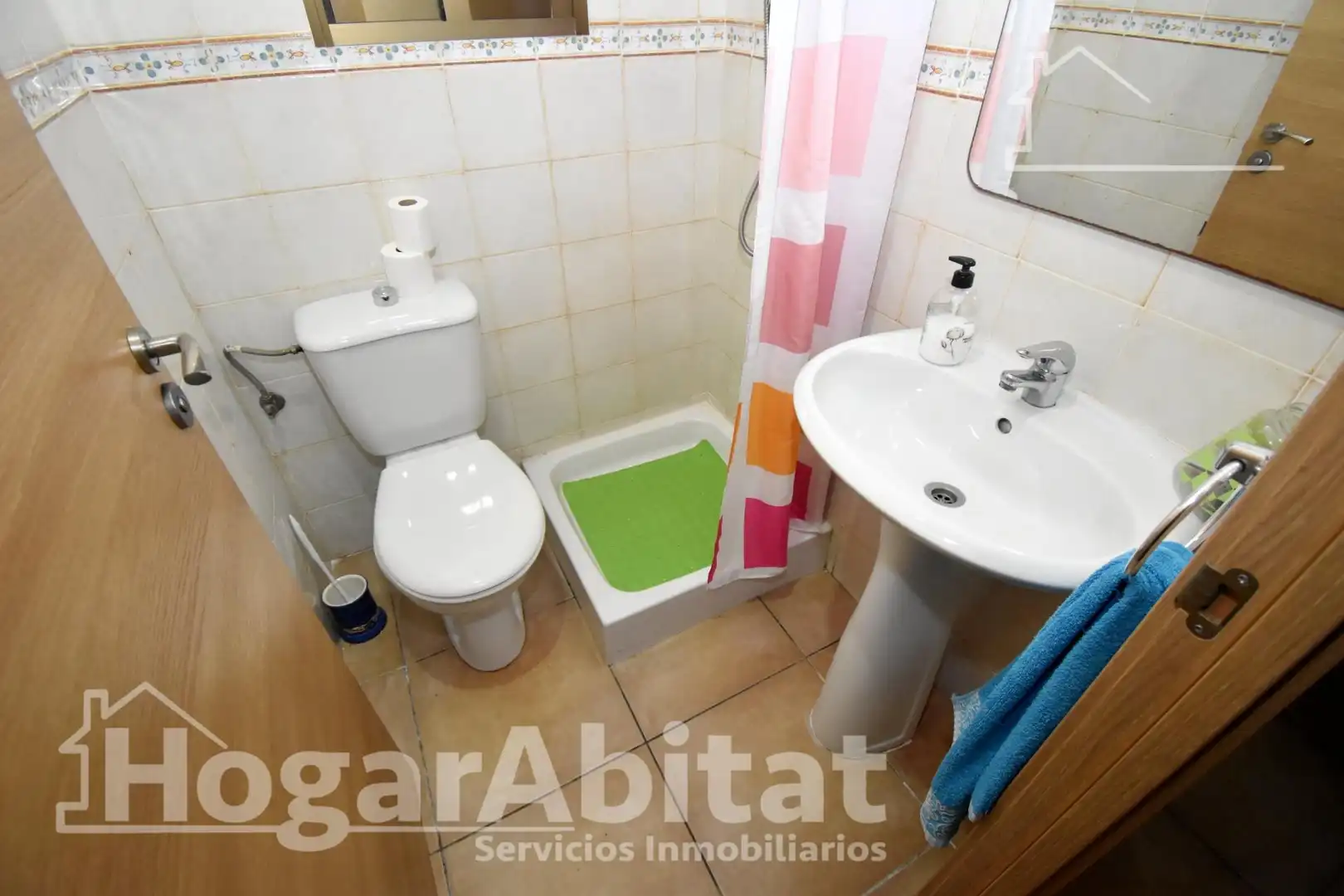 Baño de Piso en venta en Castellón de la Plana / Castelló de la Plana con Trastero y Amueblado