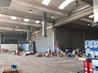 Nave industrial en Venta en Carrer de Saturn en Can Parellada