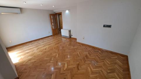 Foto 3 de Piso de alquiler en De Coimbra, 4, Paseo Independencia, Zaragoza