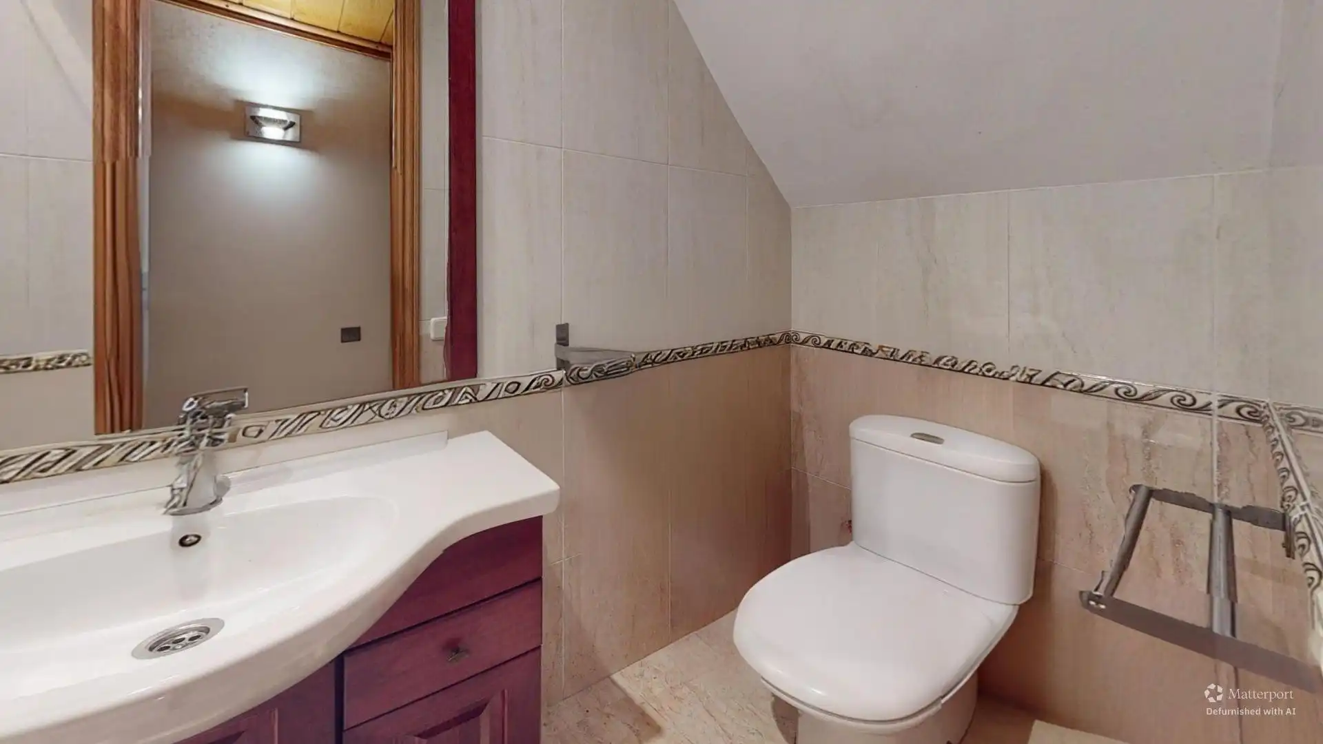 Baño de Ático en venta en Barcelona con Parquet, Trastero y Balcón