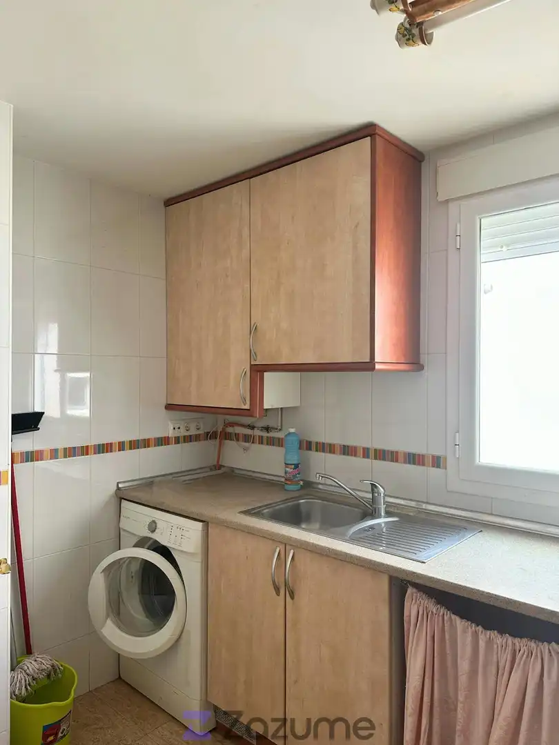Cocina de Piso de alquiler en Arcas del Villar con Calefacción, Trastero y Amueblado