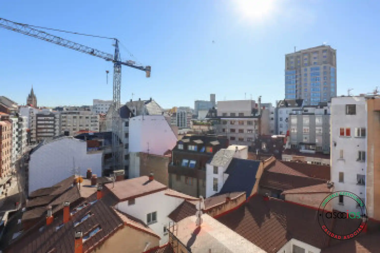 Vista exterior de Pis en venda en Oviedo  amb Moblat