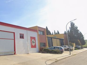 Capannone industriale in vendita a CL HERREROS