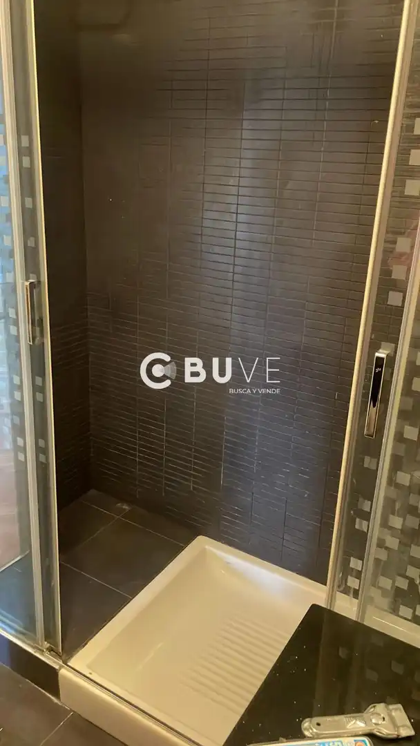 Baño de Piso de alquiler en Valladolid con Calefacción, Terraza y Amueblado