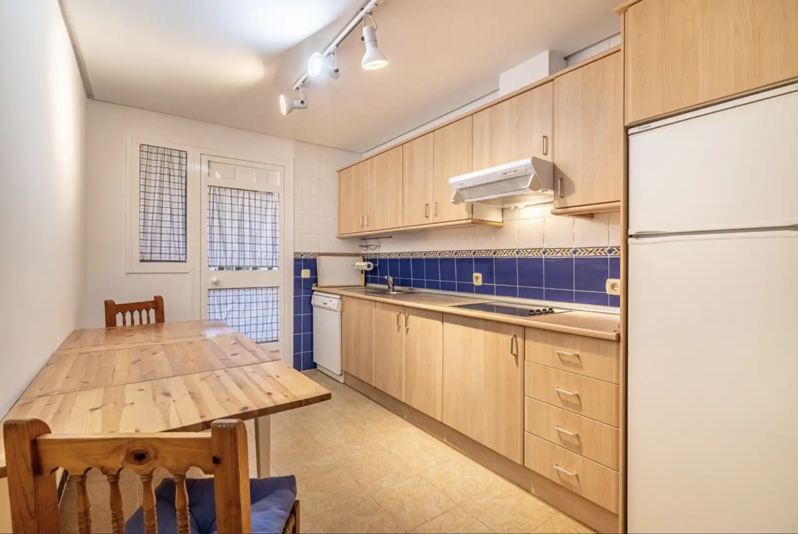 Küche von Wohnungen zum Verkauf in Marbella mit Klimaanlage, Terrasse und Abstellraum