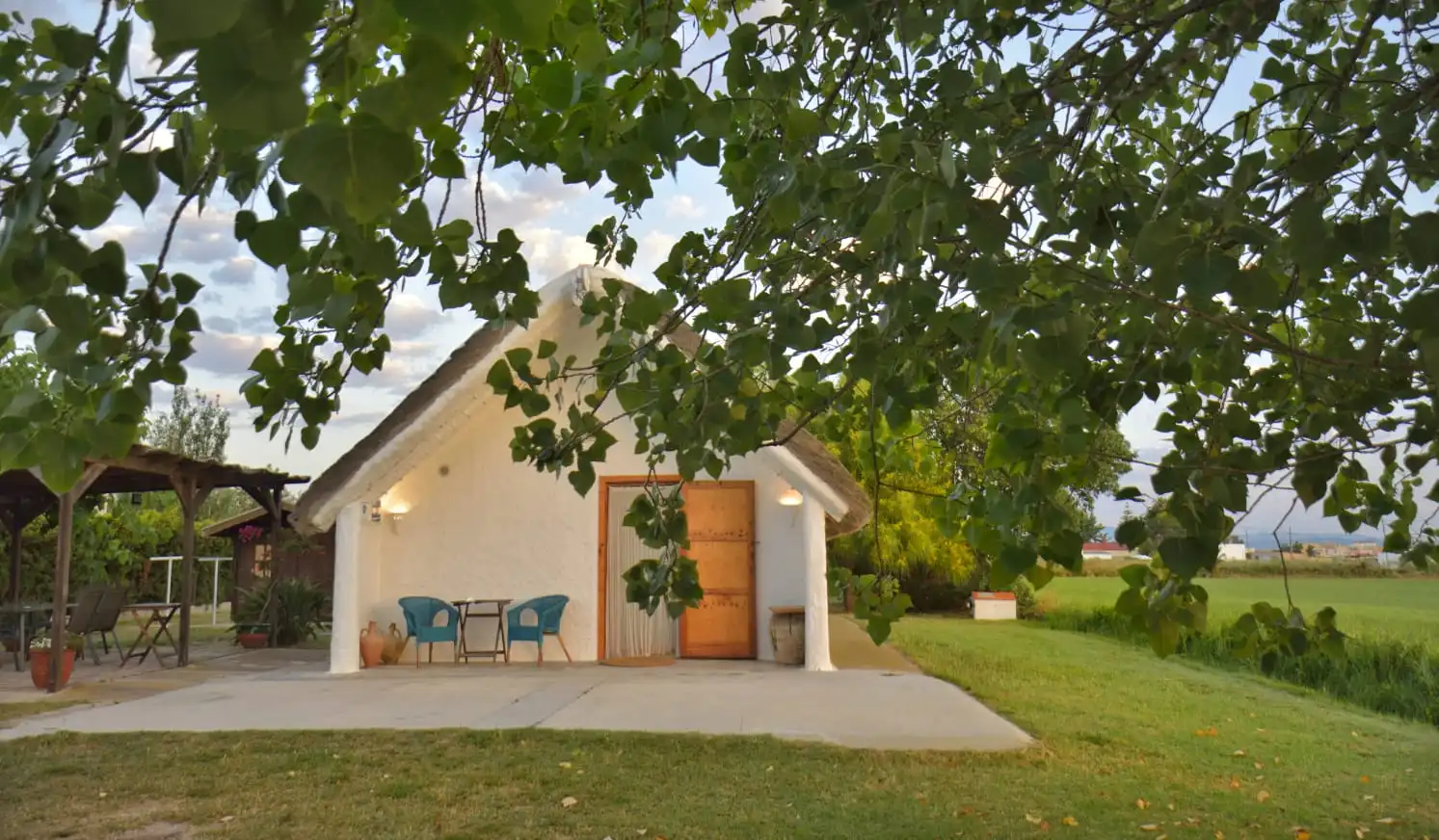 Casa rústica amb jardí en venda a Partida Cementiri
