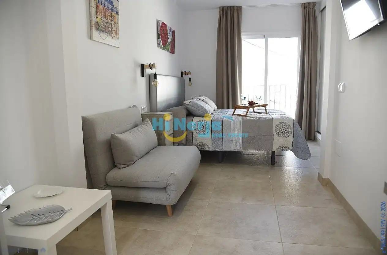 Habitación de Casa o chalet en venta en Nerja con Terraza y Horno