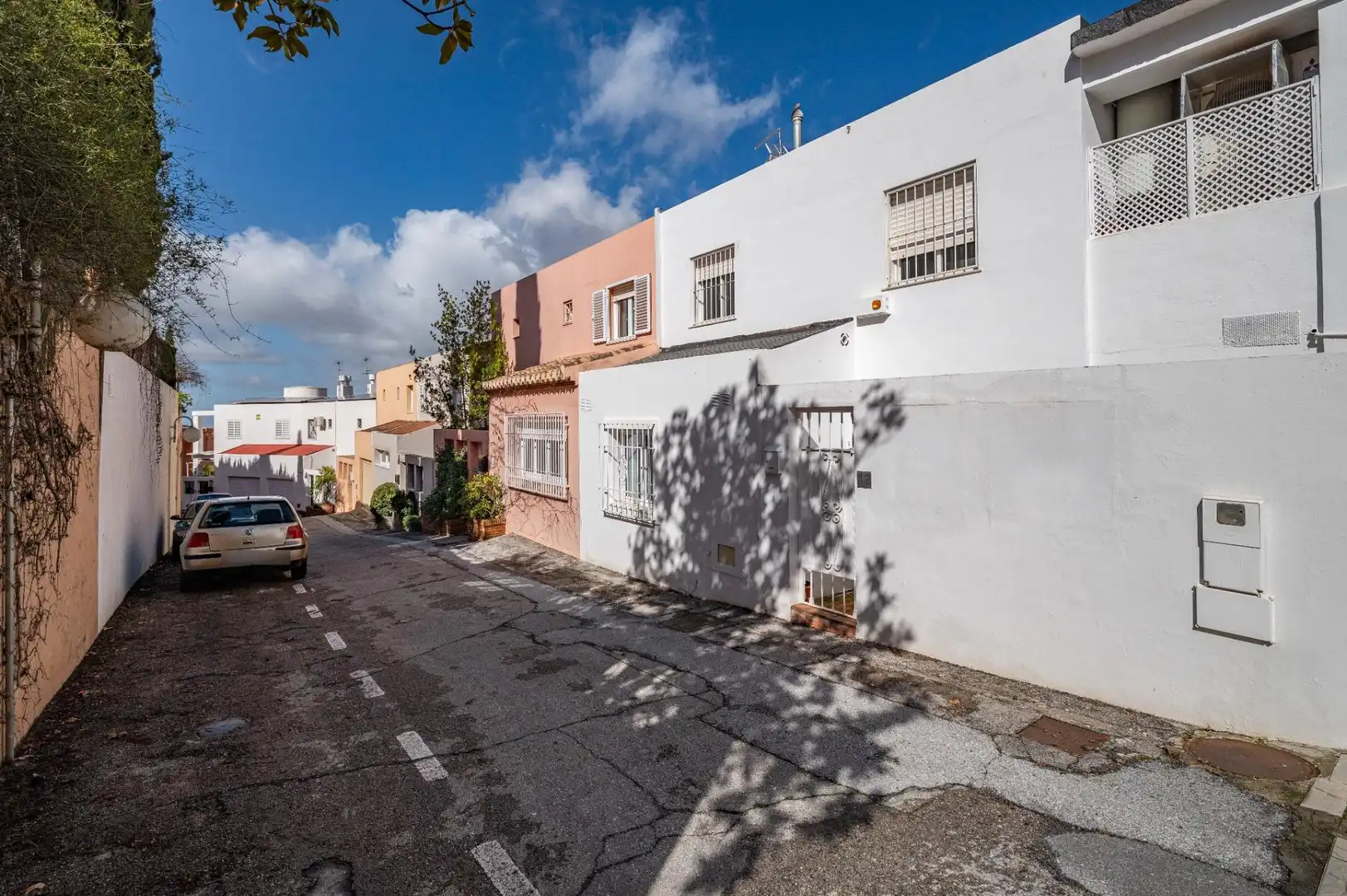 Vista exterior de Casa adosada en venta en Granada con Aire acondicionado y Calefacción
