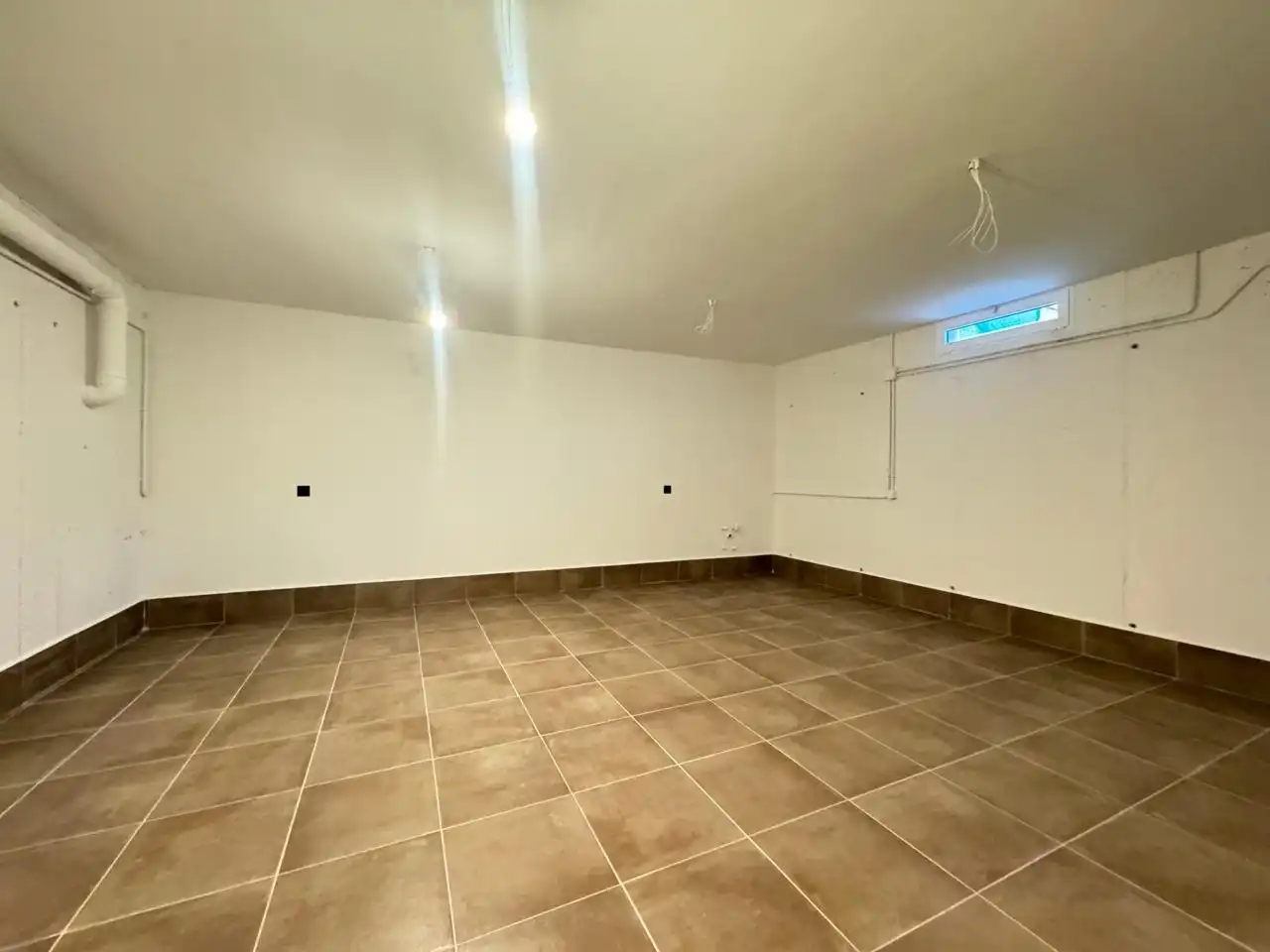 Haus oder Chalet zum Verkauf in Palazuelos de Eresma mit Privatgarten, Terrasse und Abstellraum