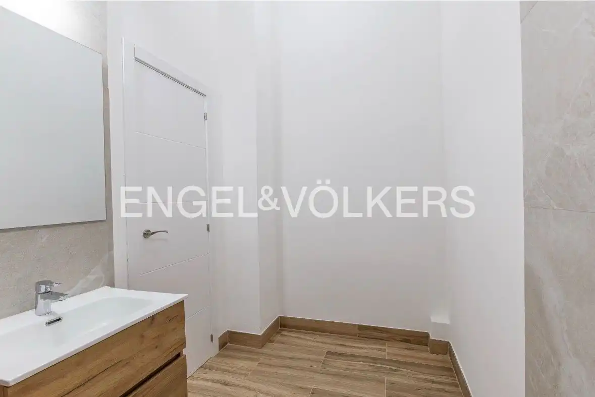 Flat for sale in Fuenlabrada  with Air Conditioner and Heating