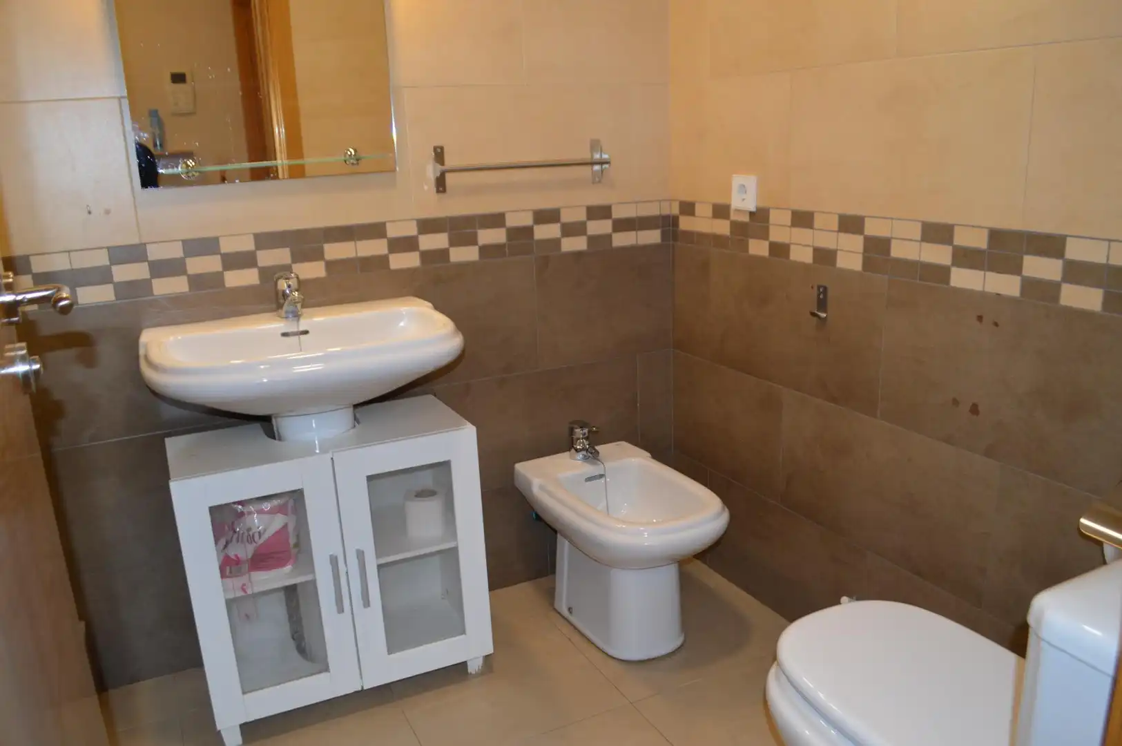 Apartament de lloguer a Calle SAGRADA FAMILIA, Angustias - Chana - Encina