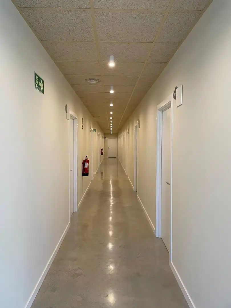 Oficina de alquiler en Reus con Aire acondicionado, Internet y Alarma
