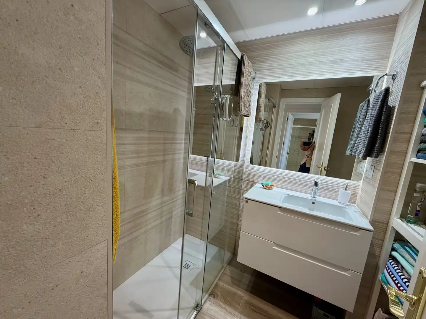 Baño de Apartamento en venta en Estepona con Aire acondicionado, Terraza y Trastero