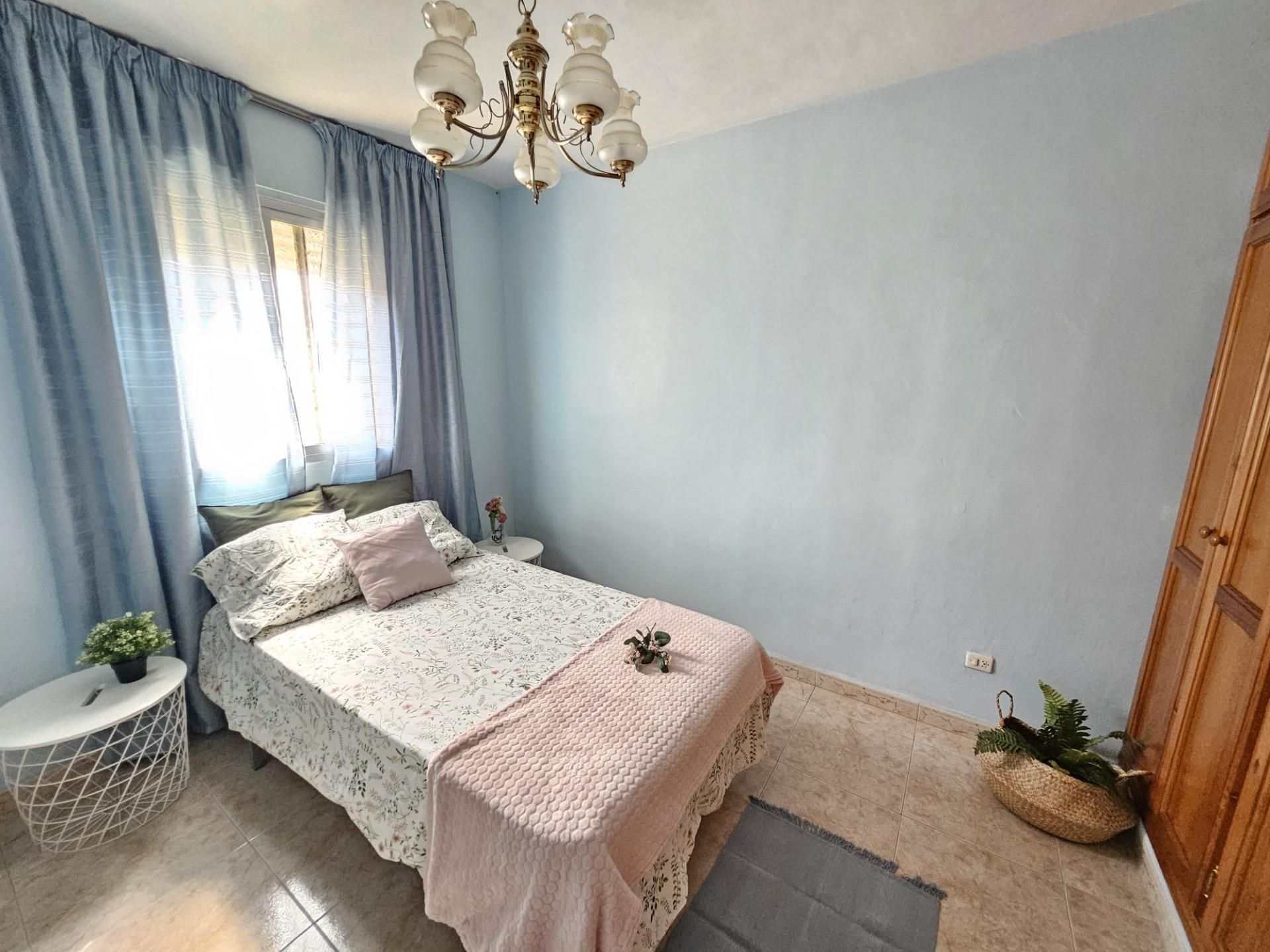 Bedroom of Flat for sale in Algeciras