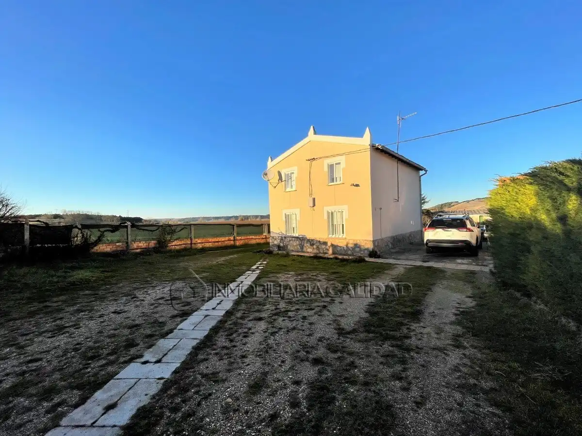 Houses for sale in Burgos  with Heating