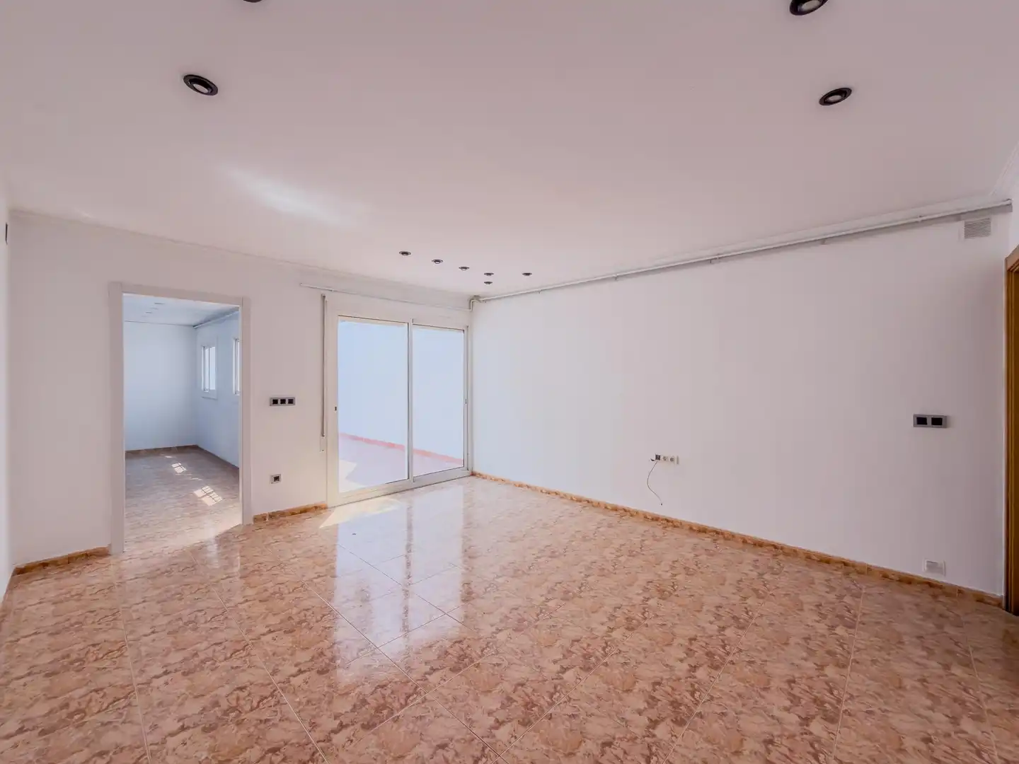 Planta baja en venta en Calle del Concili Egarenc, La Cogullada