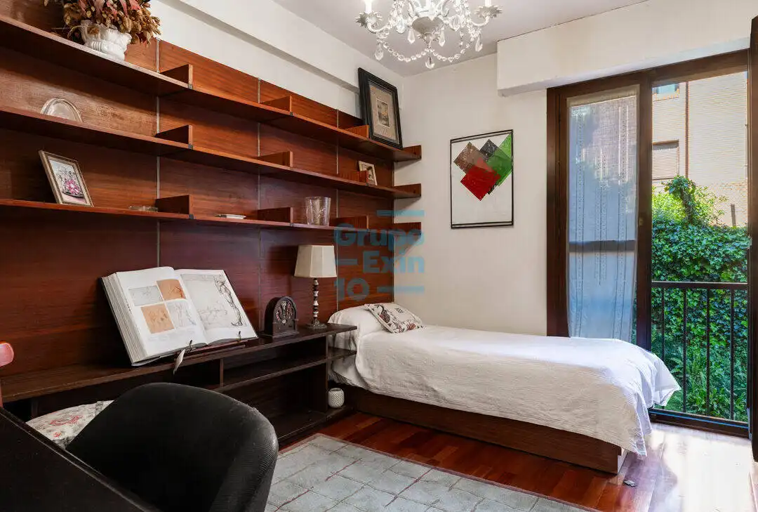 Bedroom of Flat for sale in Donostia - San Sebastián   with Heating and Storage room