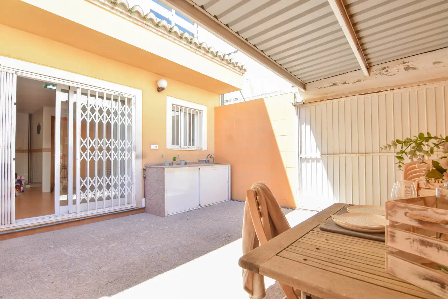 Terrace of Detached homes for sale in Emperador  with Heating, Terrace and Balcony