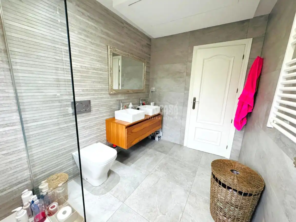 Baño de Casa adosada en venta en Pepino con Aire acondicionado, Calefacción y Terraza