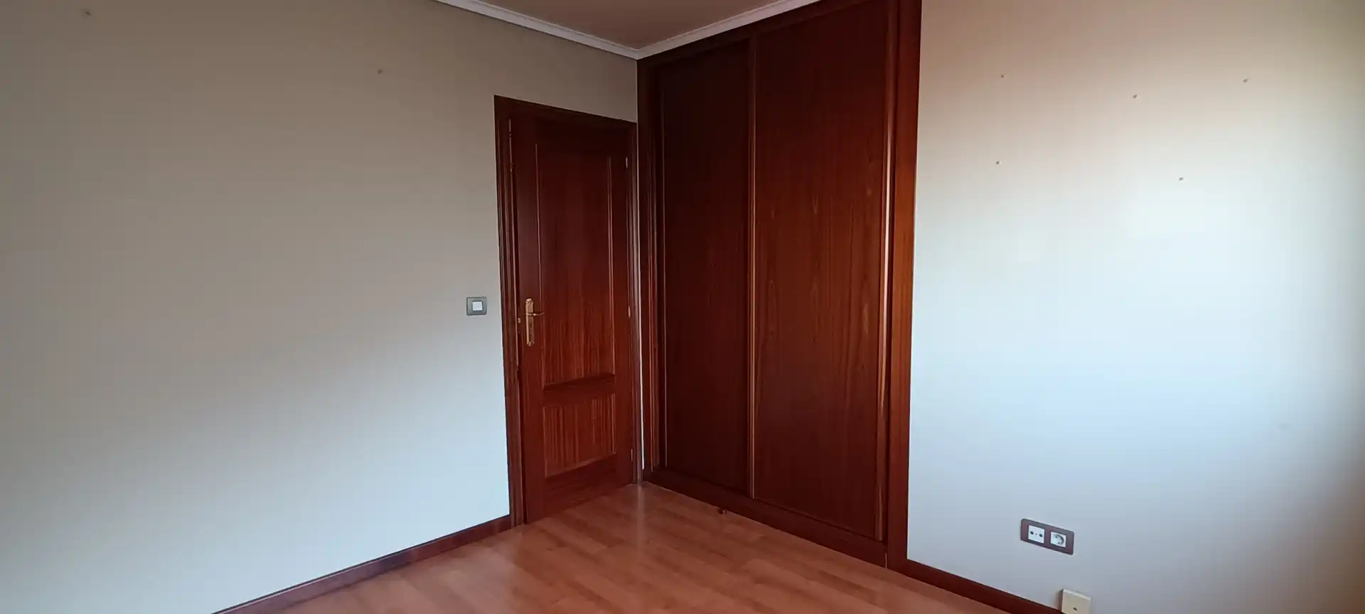 Bedroom of Flat for sale in Vigo   with Storage room and Balcony