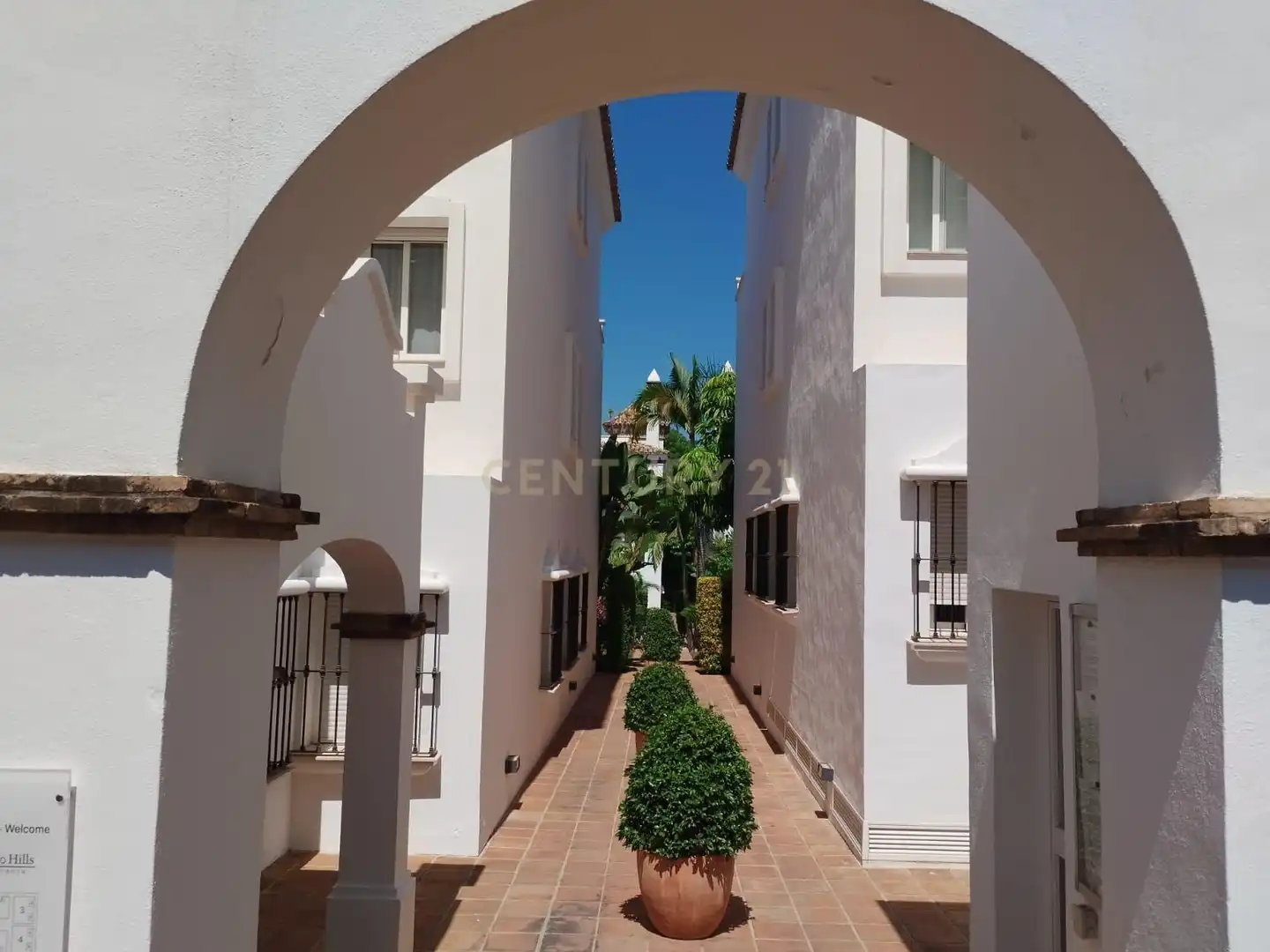 Vista exterior de Apartament en venda en Marbella amb Aire condicionat, Traster i Rentadora
