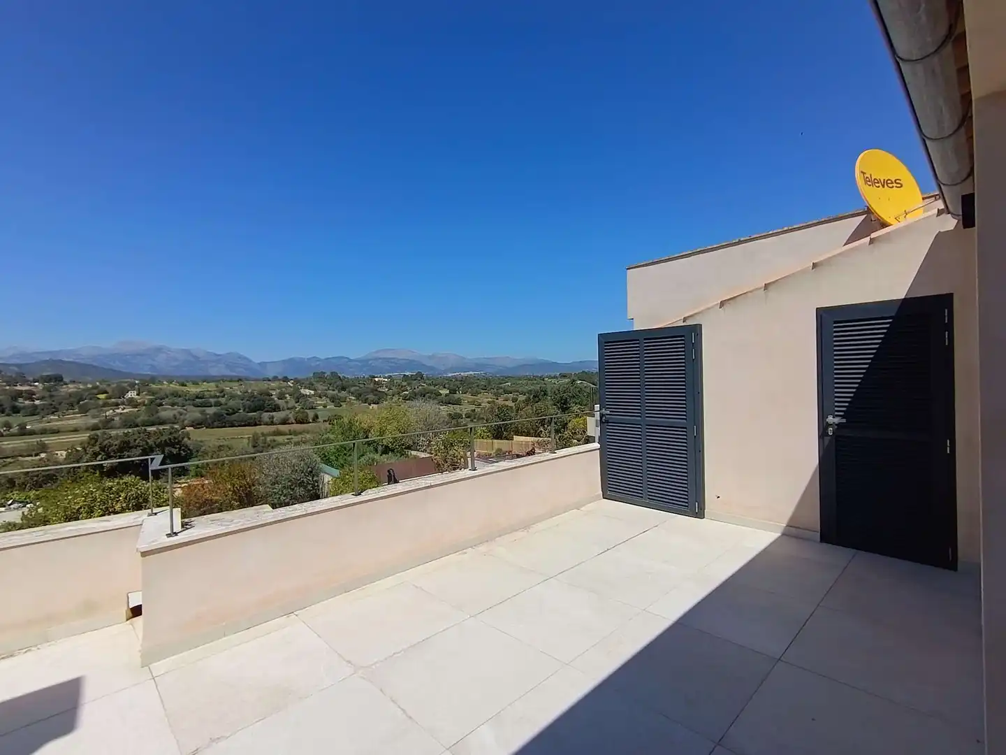 Terrace of Houses for sale in Llubí  with Heating, Terrace and Furnished