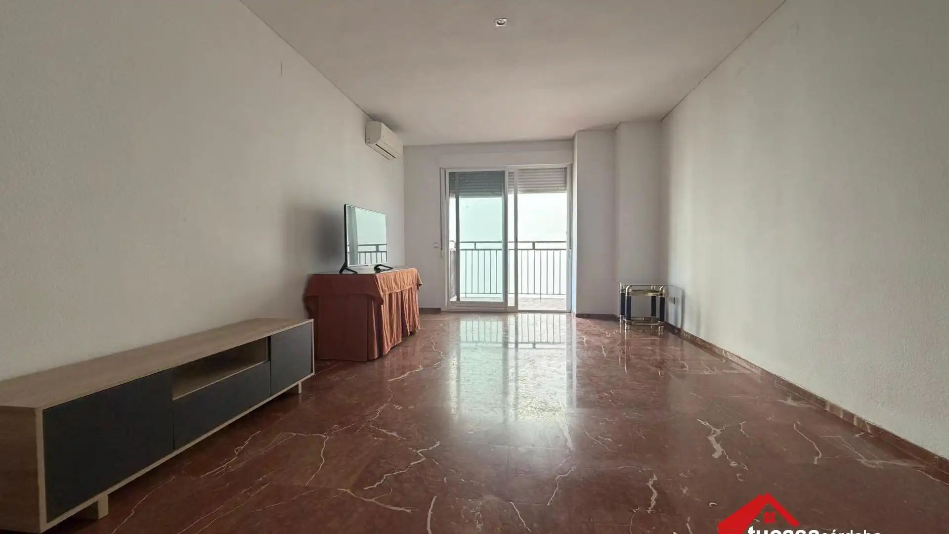 Sala d'estar de Pis en venda en  Córdoba Capital amb Aire condicionat, Terrassa i Traster