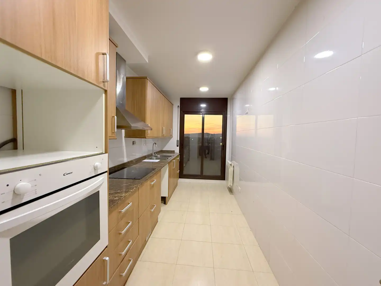 Cocina de Casa adosada en venta en Banyeres del Penedès con Calefacción, Jardín privado y Terraza