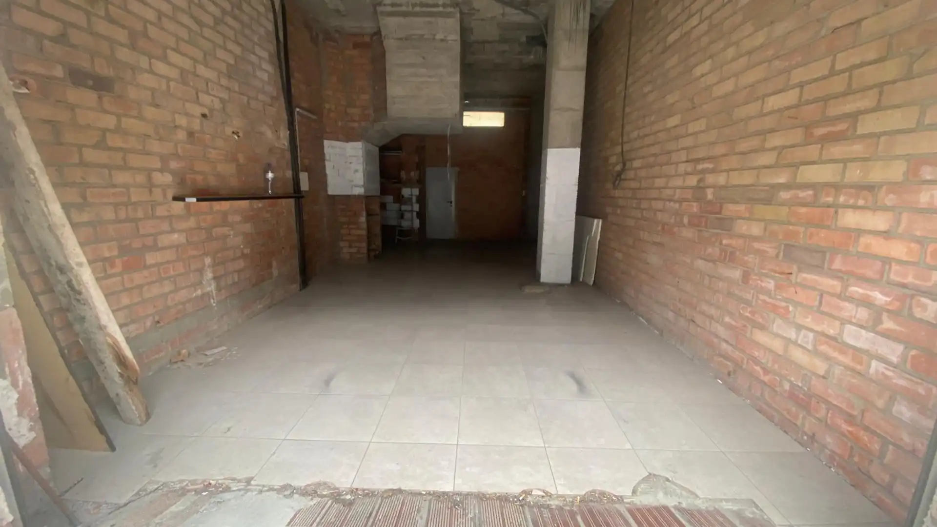 Local en venta en Vic