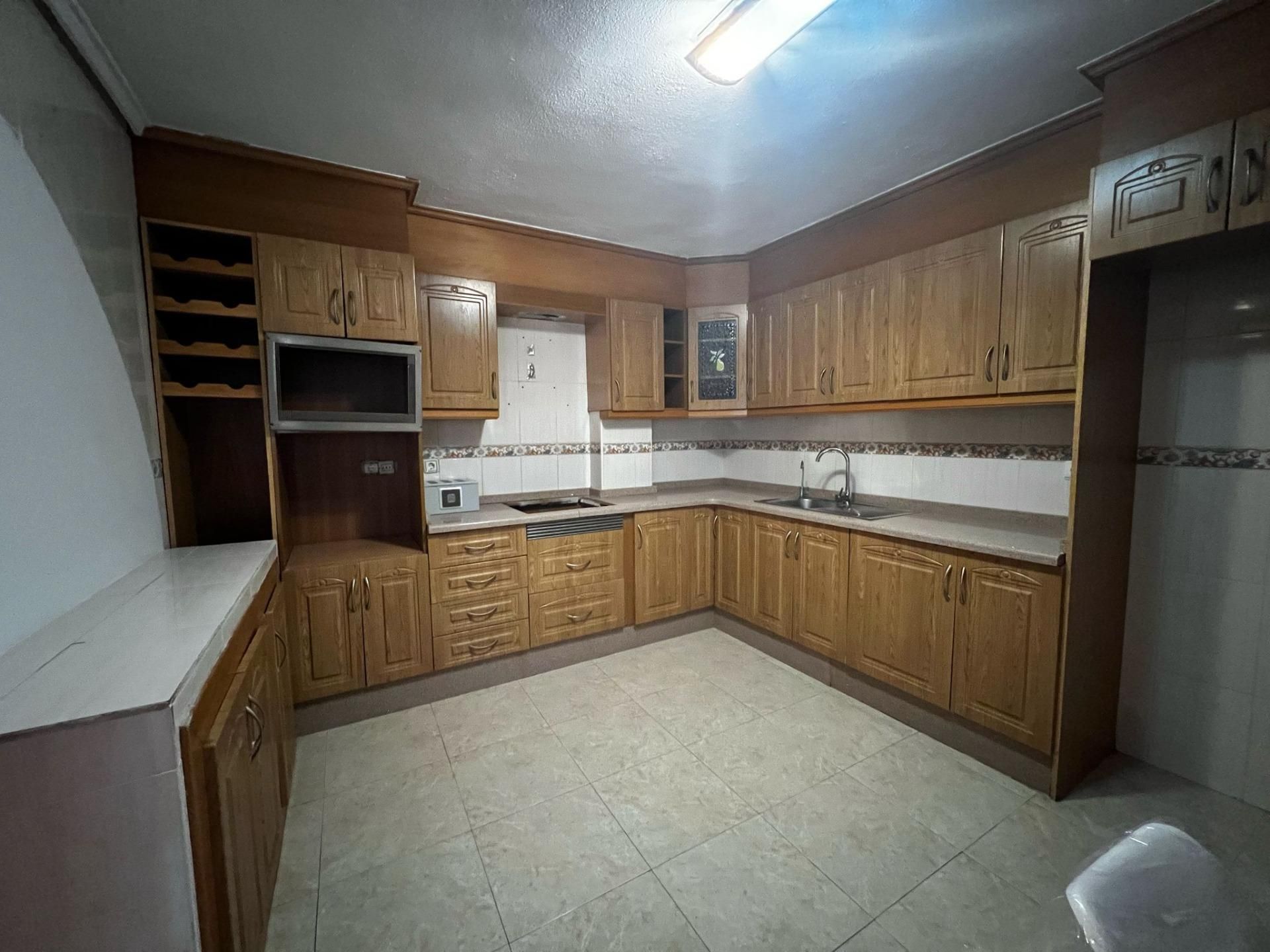Kitchen of Flat for sale in Elche / Elx  with Balcony