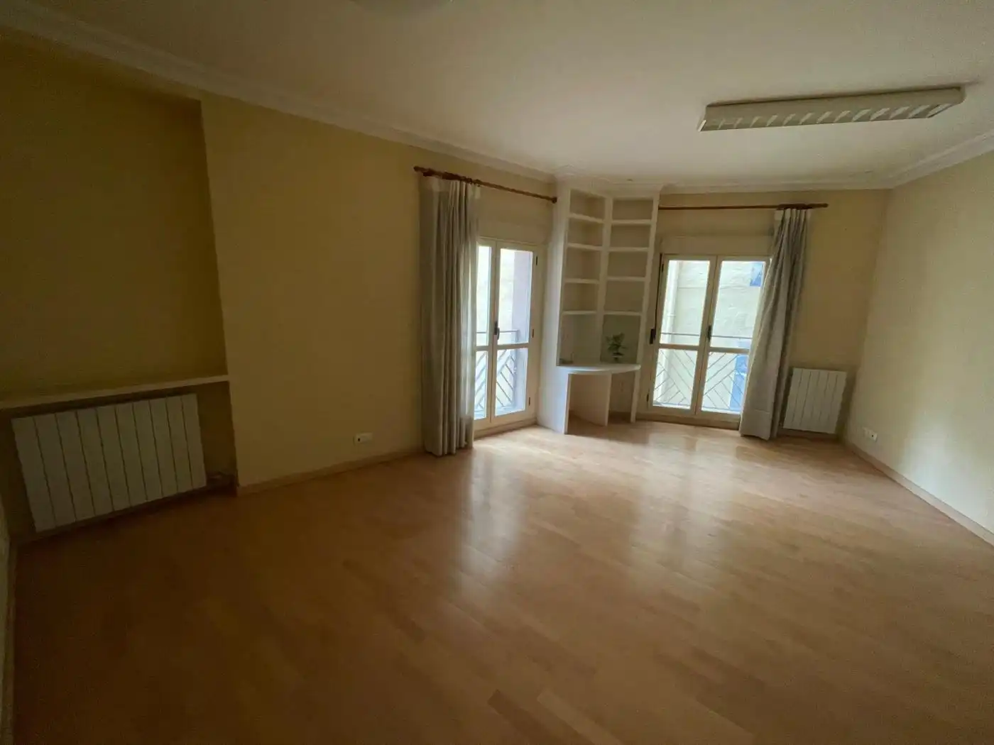 Sala de estar de Piso en venta en Zaragoza con Aire acondicionado, Calefacción y Parquet