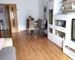 Living room of Flat for sale in Cáceres Capital  with Air Conditioner, Heating and Balcony