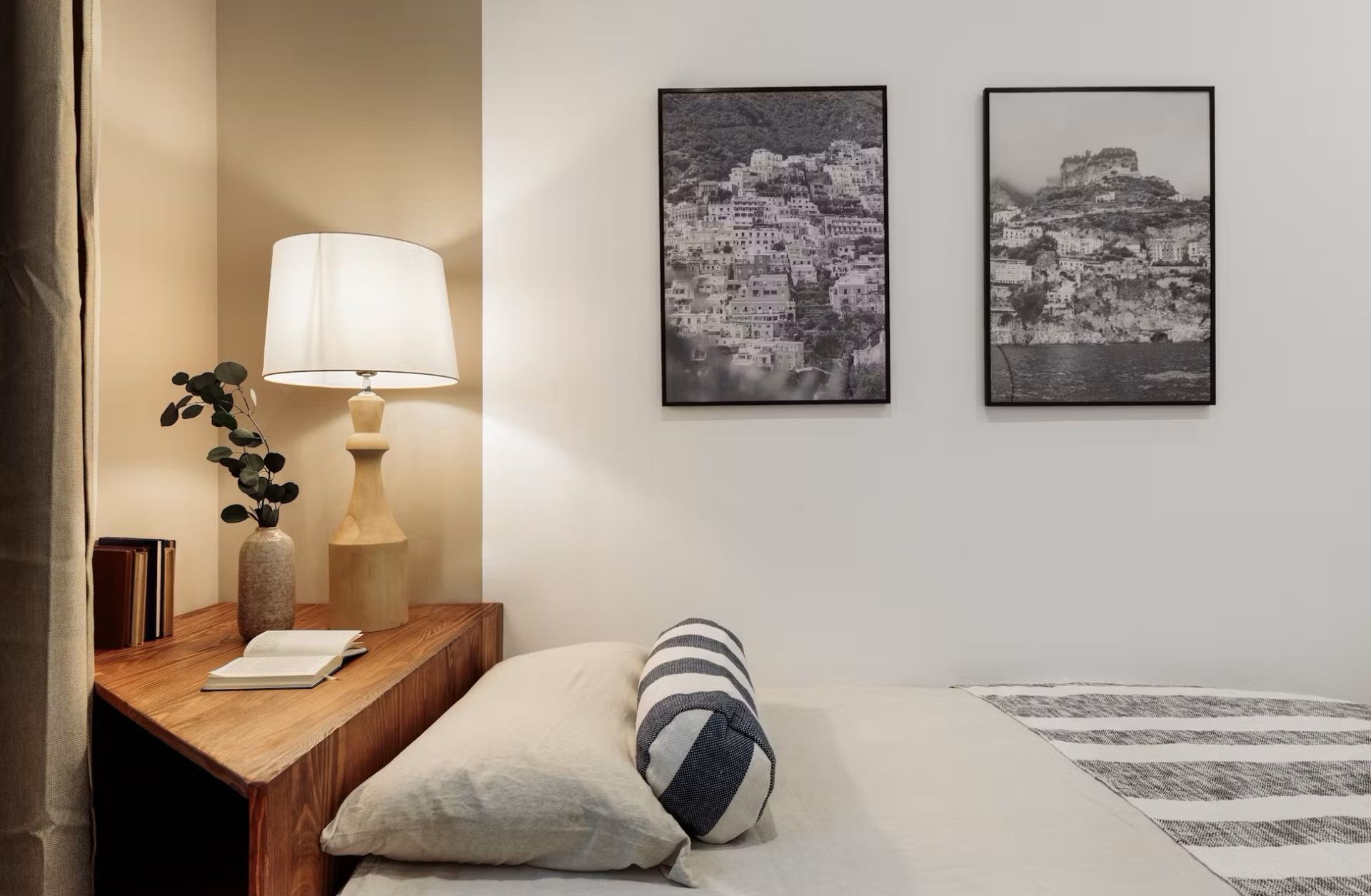 Bedroom of Flat to rent in  Zaragoza Capital  with Air Conditioner, Furnished and TV