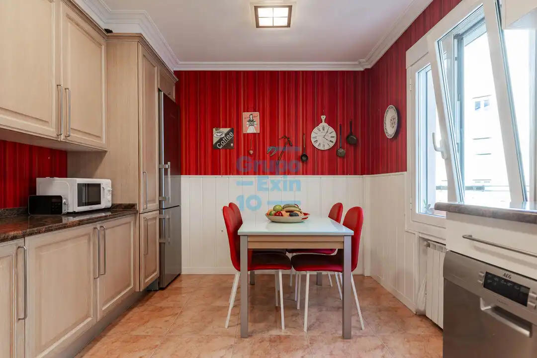 Cocina de Piso en venta en Donostia - San Sebastián  con Calefacción