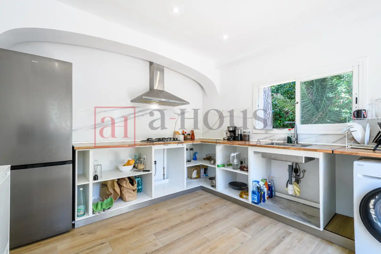Cocina de Casa o chalet en venta en Olivella con Parquet, Terraza y Piscina