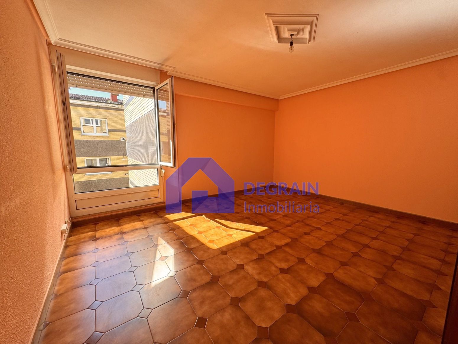 Exterior view of Flat for sale in Oviedo   with Heating and Storage room