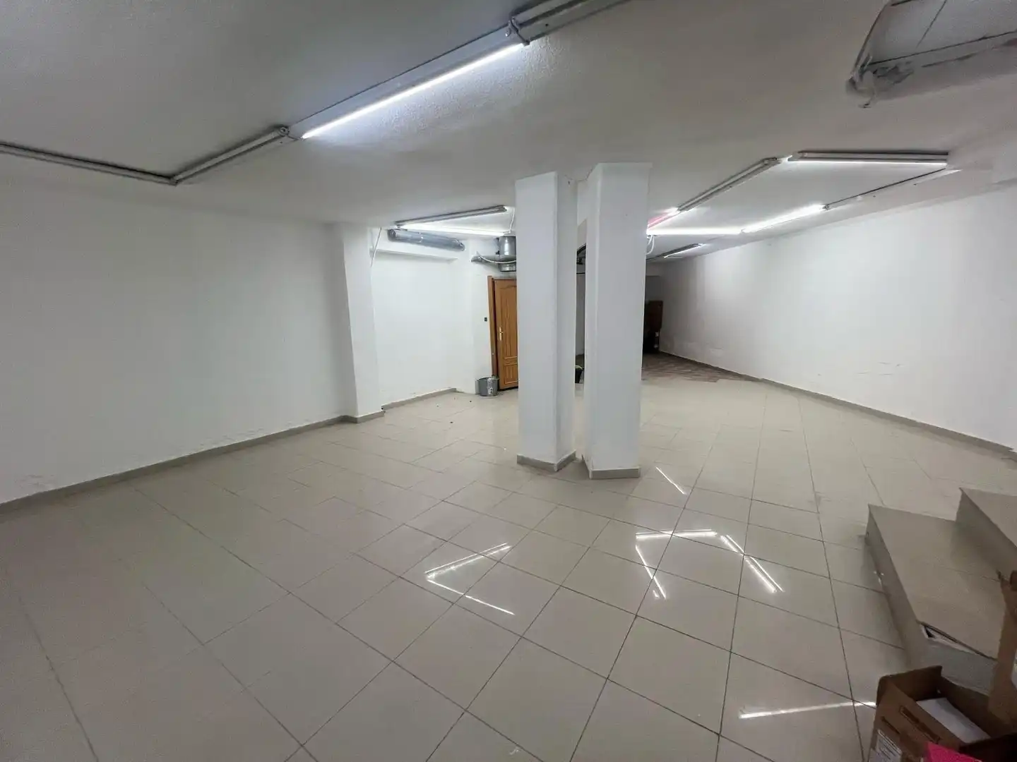 Local comercial en venta en Avenida de la Rosaleda, imagen 6