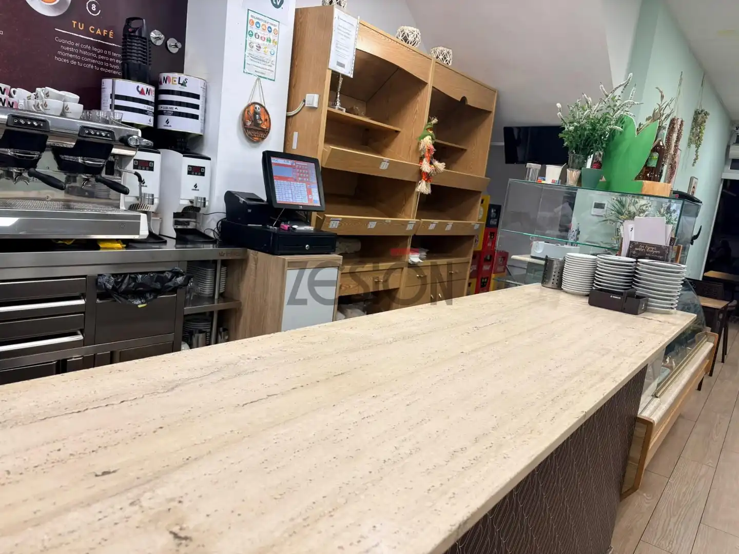Local comercial en traspaso en Siete Aguas, imagen 2