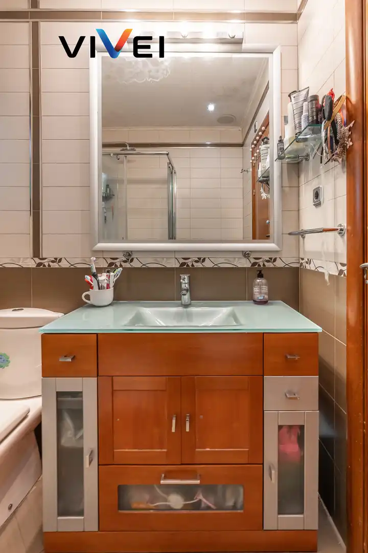 Bathroom of Flat for sale in Madrid  with Heating